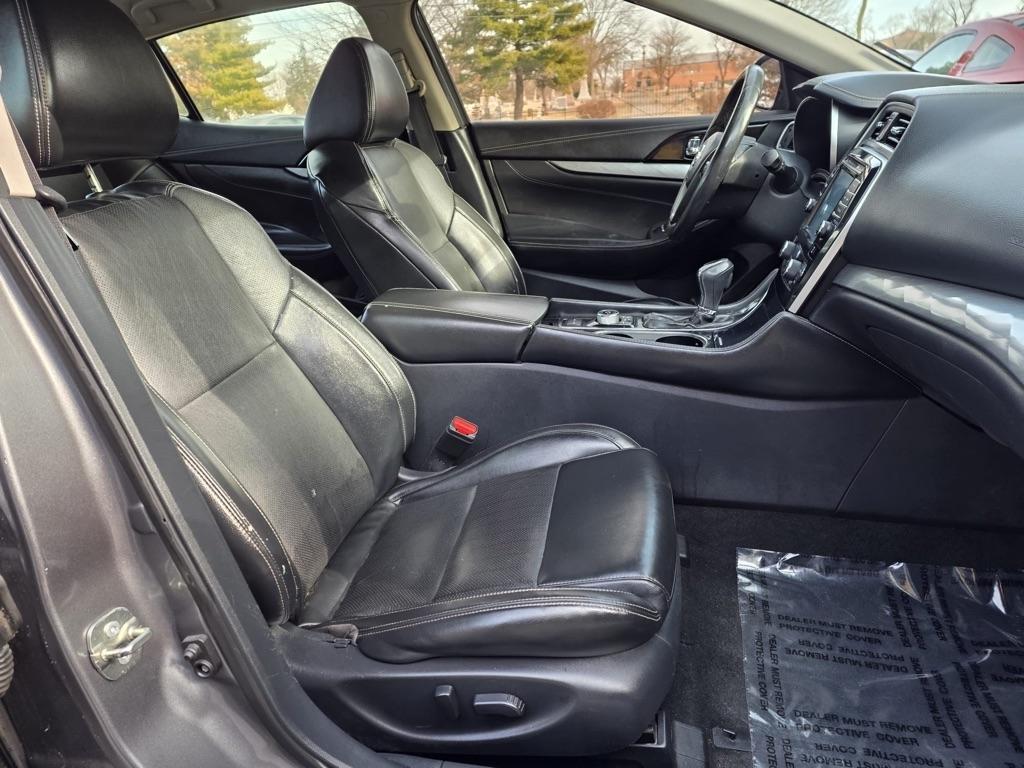 Nissan Maxima SV 3.5L *Ltd Avail* 2017