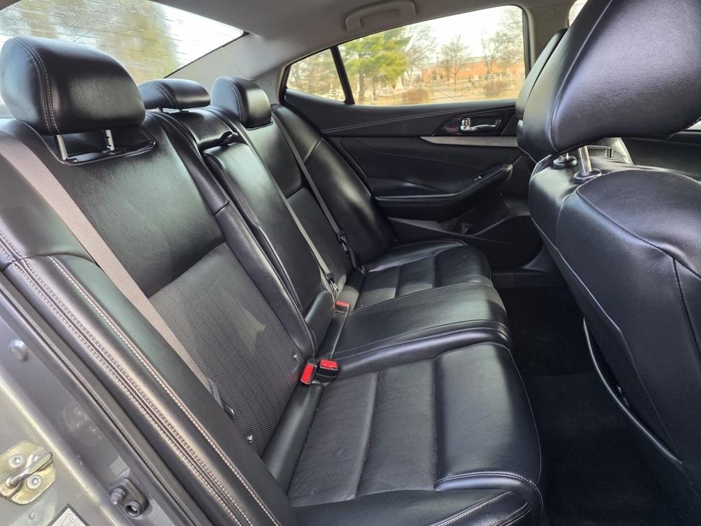 Nissan Maxima SV 3.5L *Ltd Avail* 2017