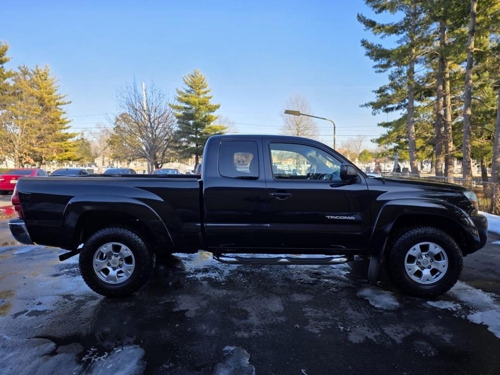 Toyota Tacoma 2WD Access V6 AT PreRunner (Natl) 2007