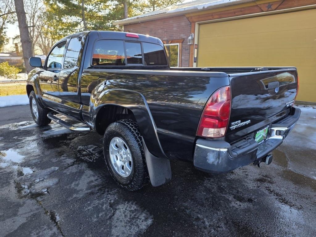 Toyota Tacoma 2WD Access V6 AT PreRunner (Natl) 2007