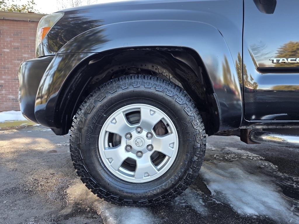 Toyota Tacoma 2WD Access V6 AT PreRunner (Natl) 2007