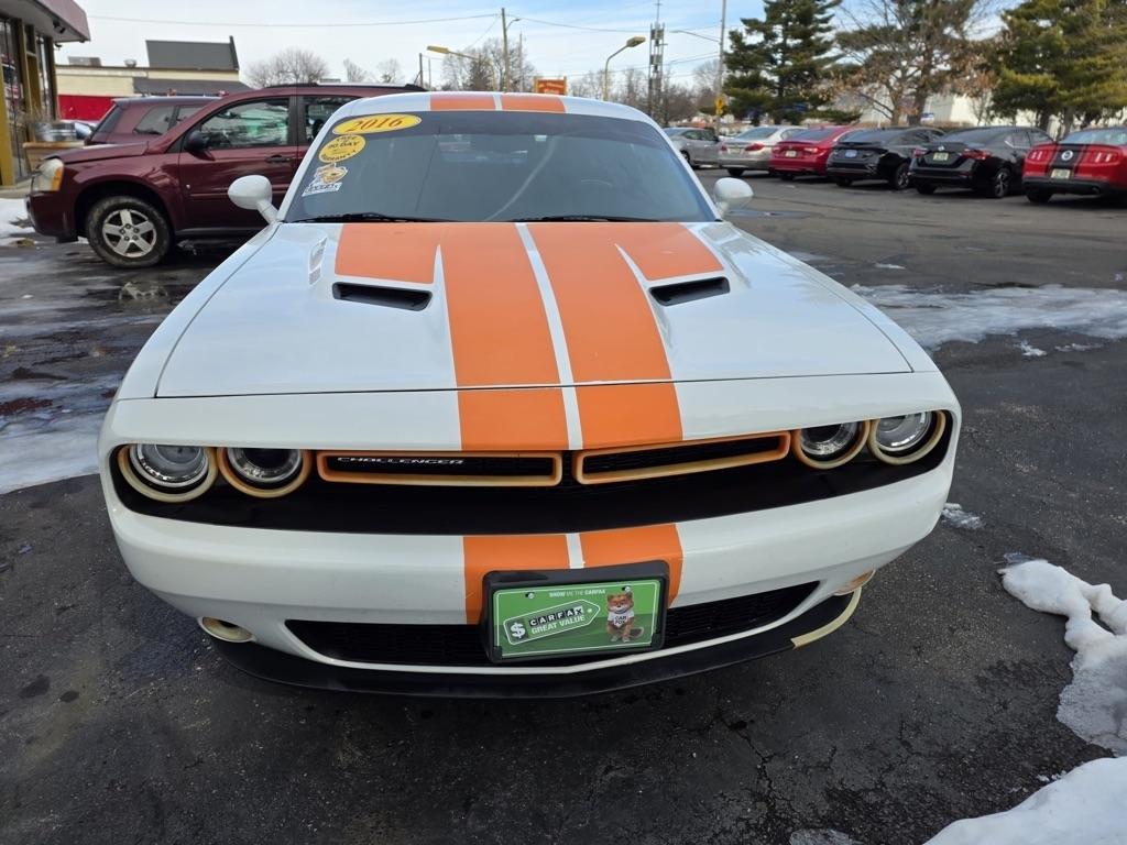 Dodge Challenger 2dr Cpe SXT 2016