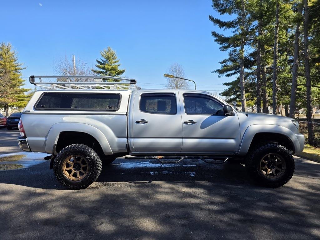 Toyota Tacoma 4WD Double LB V6 AT (Natl) 2010