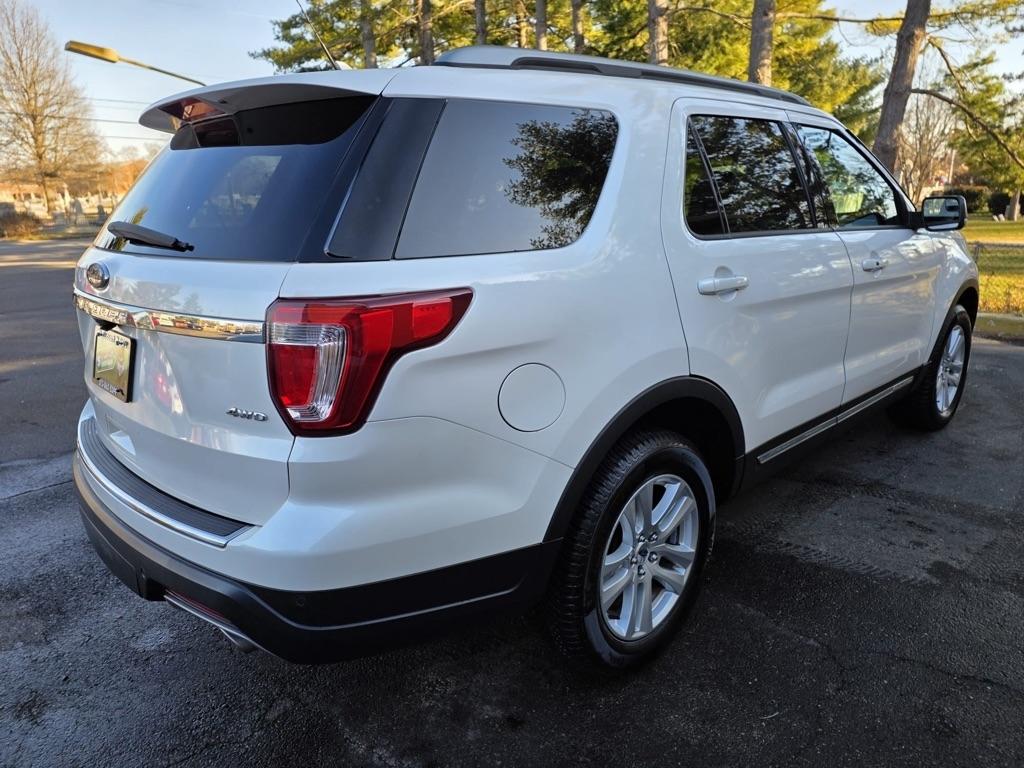 Ford Explorer XLT 4WD 2018