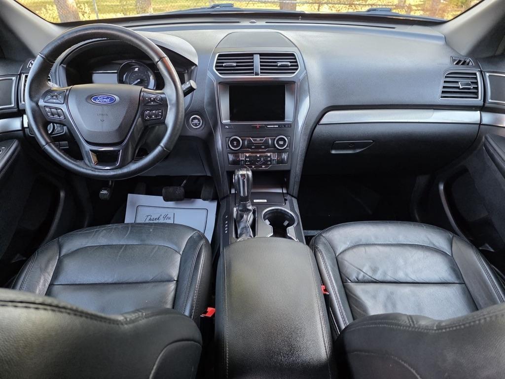 Ford Explorer XLT 4WD 2018