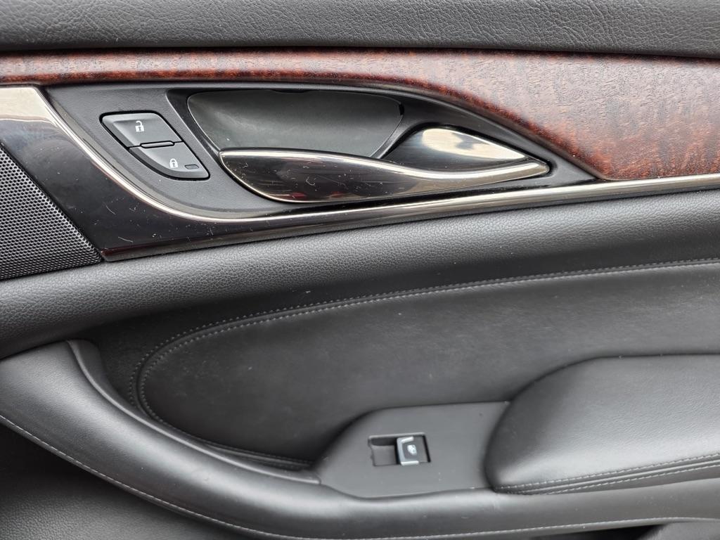 Cadillac CTS Sedan 4dr Sdn 2.0L Turbo Luxury AWD 2017