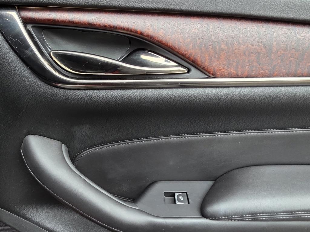 Cadillac CTS Sedan 4dr Sdn 2.0L Turbo Luxury AWD 2017