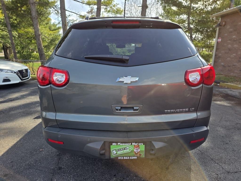 Chevrolet Traverse FWD 4dr LT w/1LT 2011