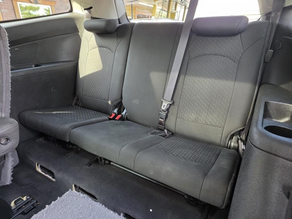 Chevrolet Traverse FWD 4dr LT w/1LT 2011