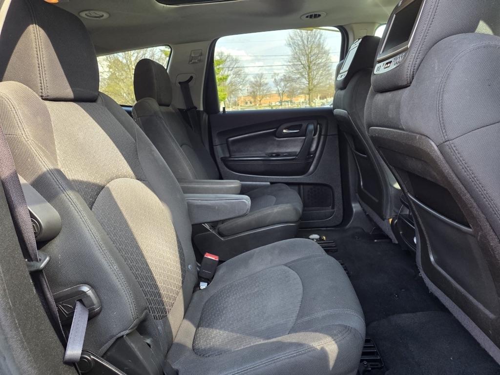 Chevrolet Traverse FWD 4dr LT w/1LT 2011