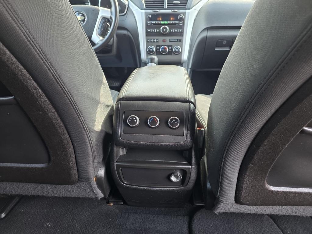 Chevrolet Traverse FWD 4dr LT w/1LT 2011