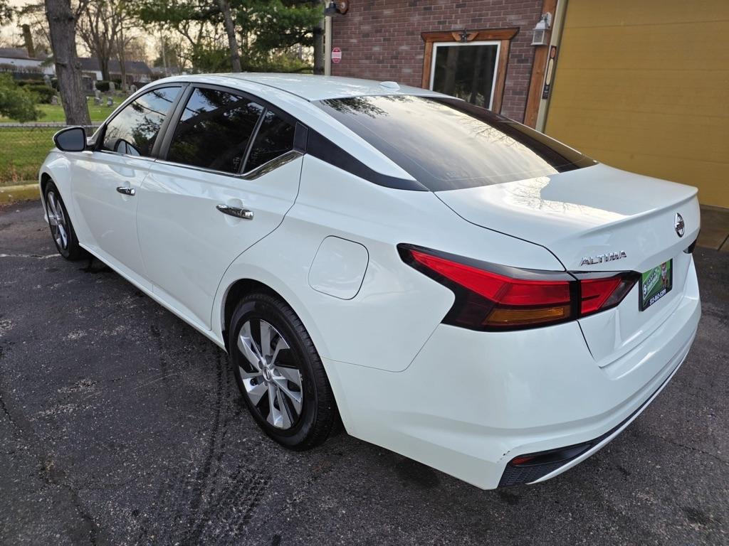 Nissan Altima 2.5 S Sedan 2020