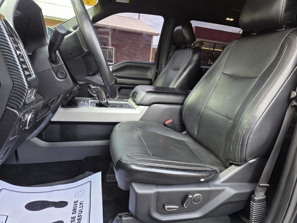 Ford F-150 4WD SuperCrew 157" Lariat w/HD Payload Pkg 2015