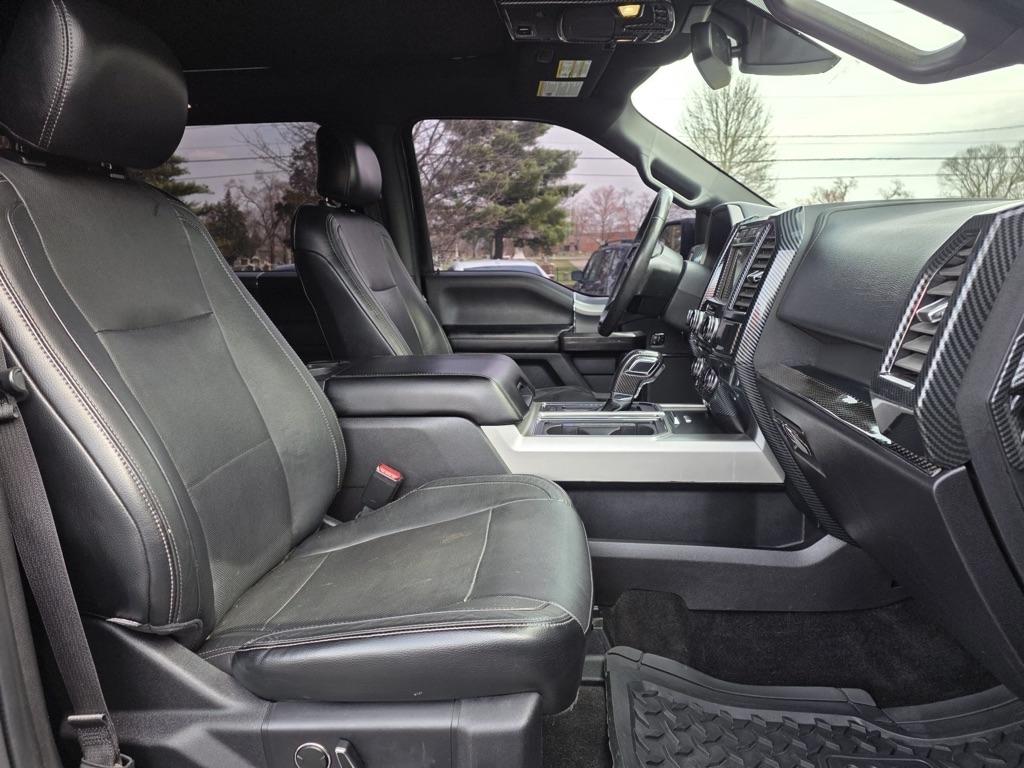 Ford F-150 4WD SuperCrew 157" Lariat w/HD Payload Pkg 2015