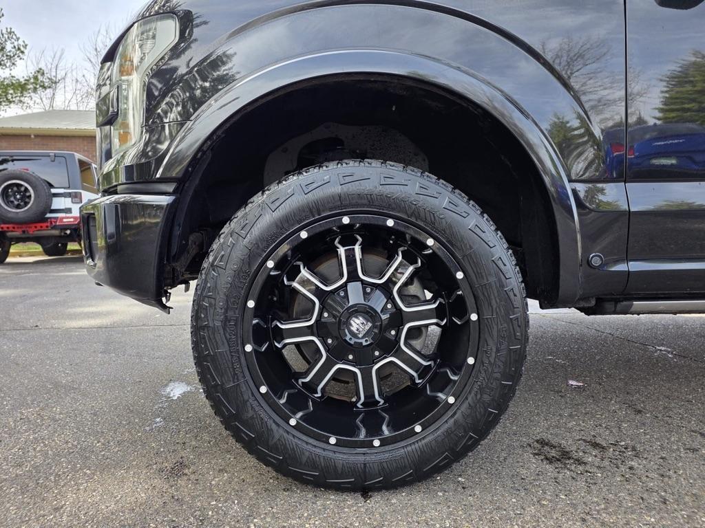 Ford F-150 4WD SuperCrew 157" Lariat w/HD Payload Pkg 2015