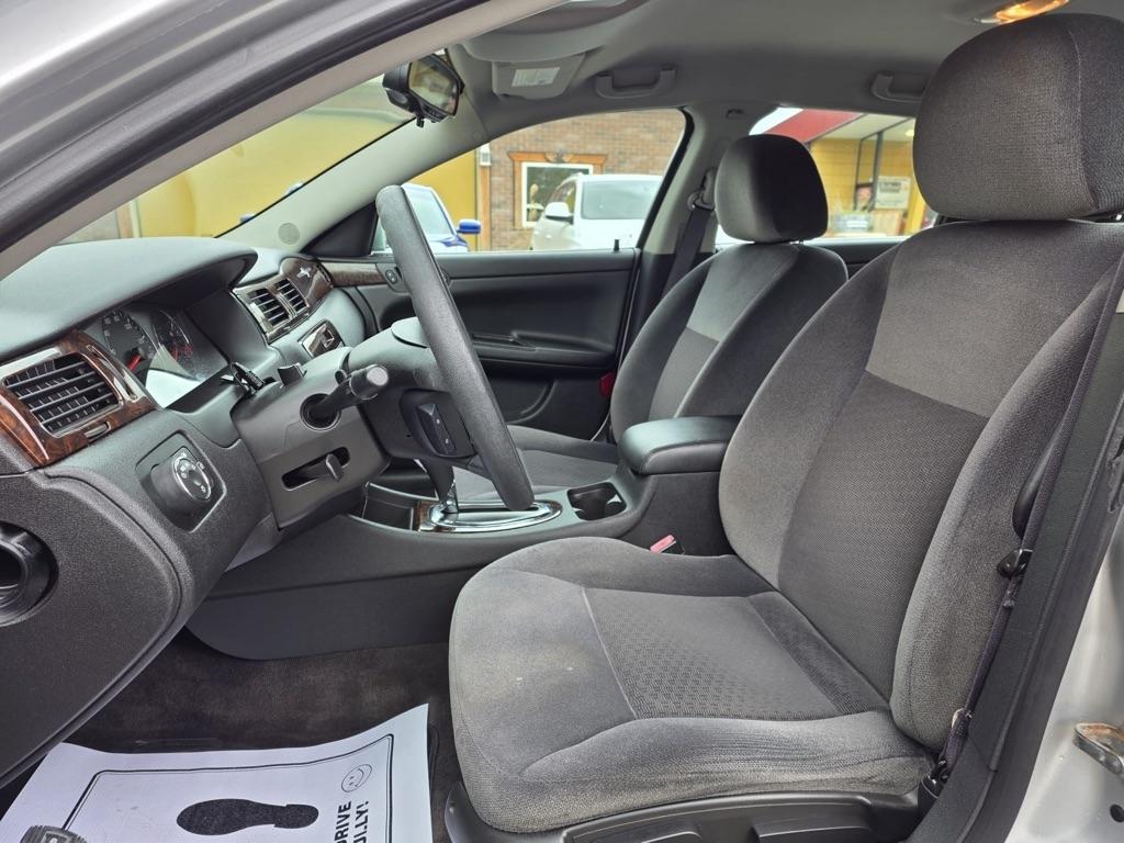 Chevrolet Impala Limited 4dr Sdn LT Fleet 2016