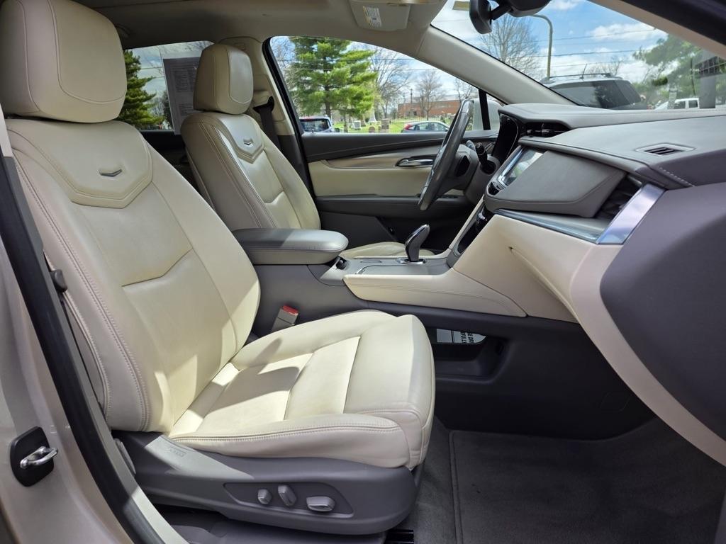 Cadillac XT5 FWD 4dr Luxury 2017