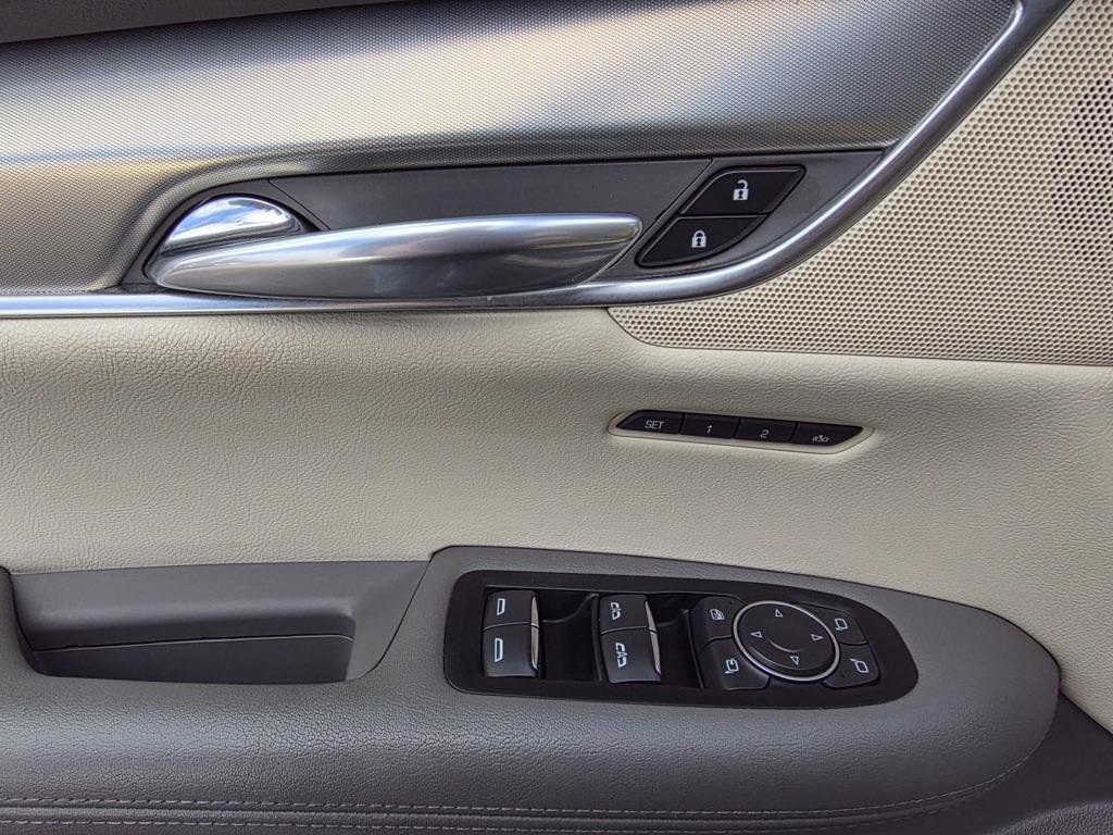 Cadillac XT5 FWD 4dr Luxury 2017