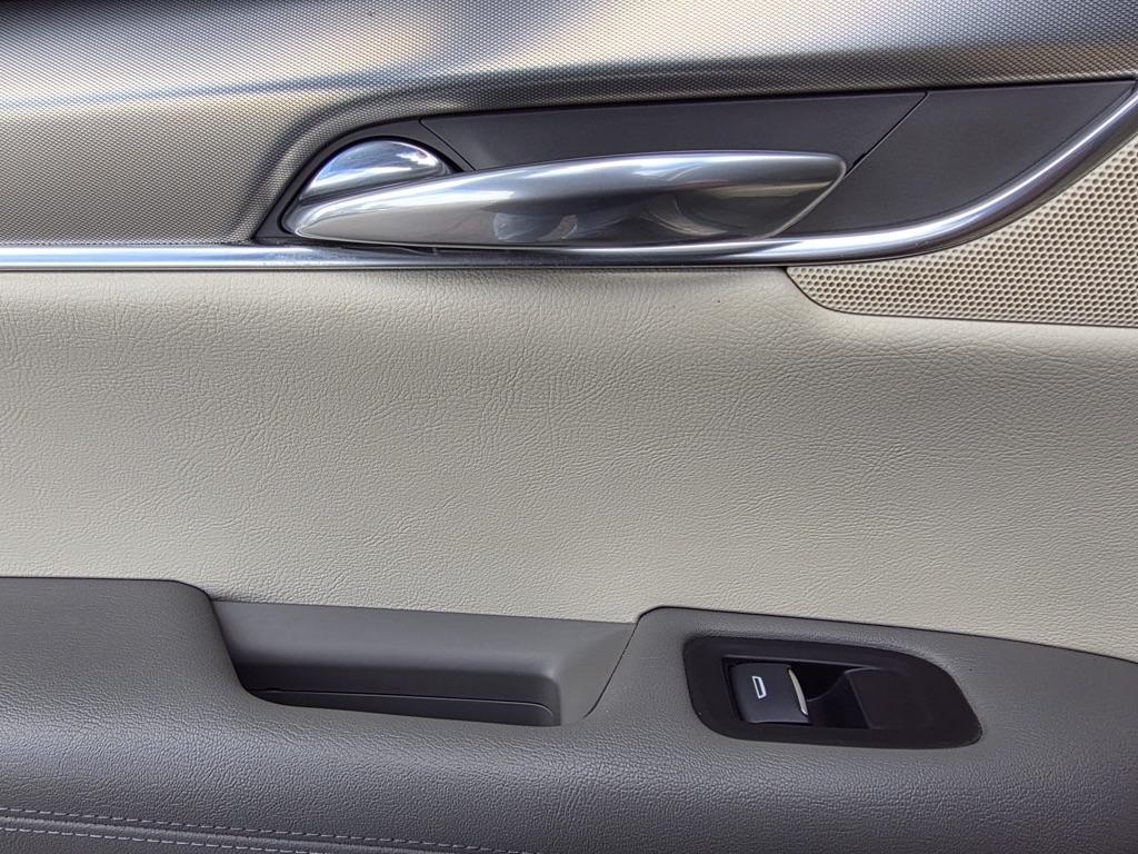 Cadillac XT5 FWD 4dr Luxury 2017