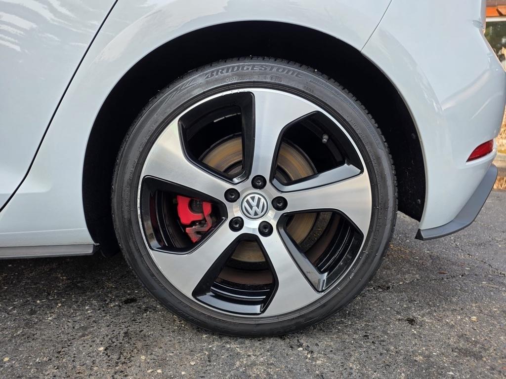 Volkswagen Golf GTI 2.0T Rabbit Edition DSG 2019