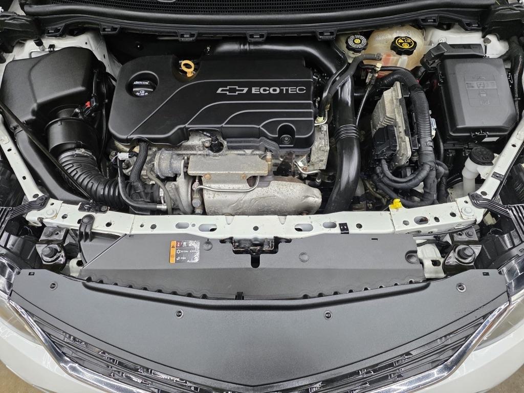 Chevrolet Cruze 4dr HB 1.4L LT w/1SD 2017