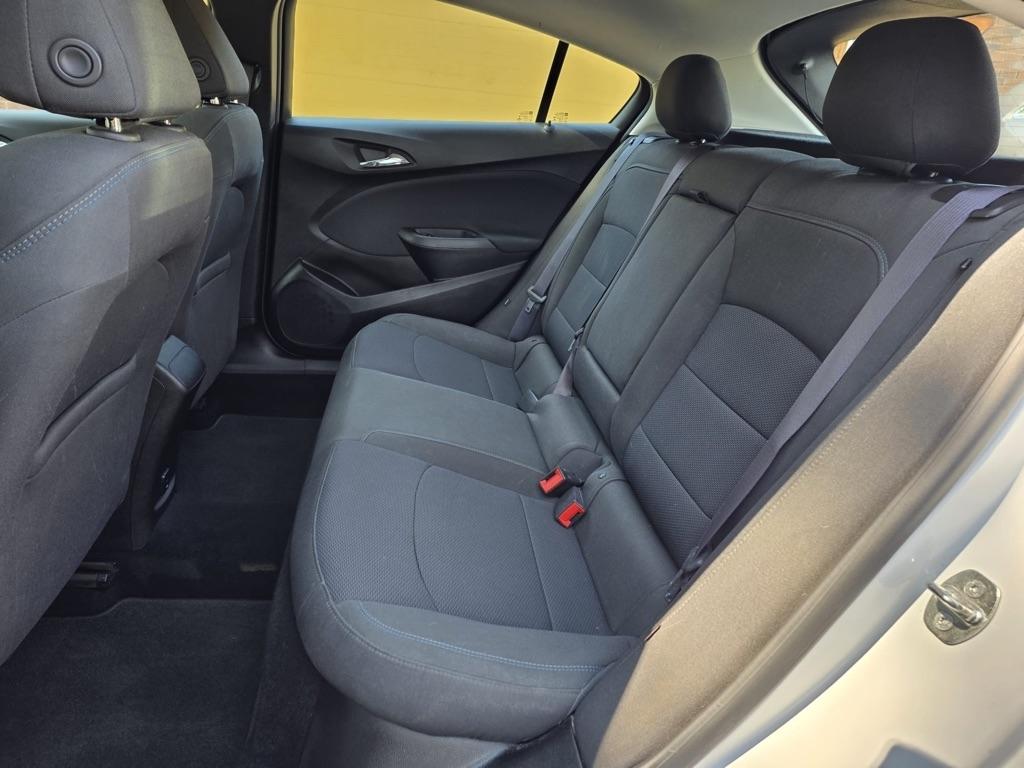 Chevrolet Cruze 4dr HB 1.4L LT w/1SD 2017