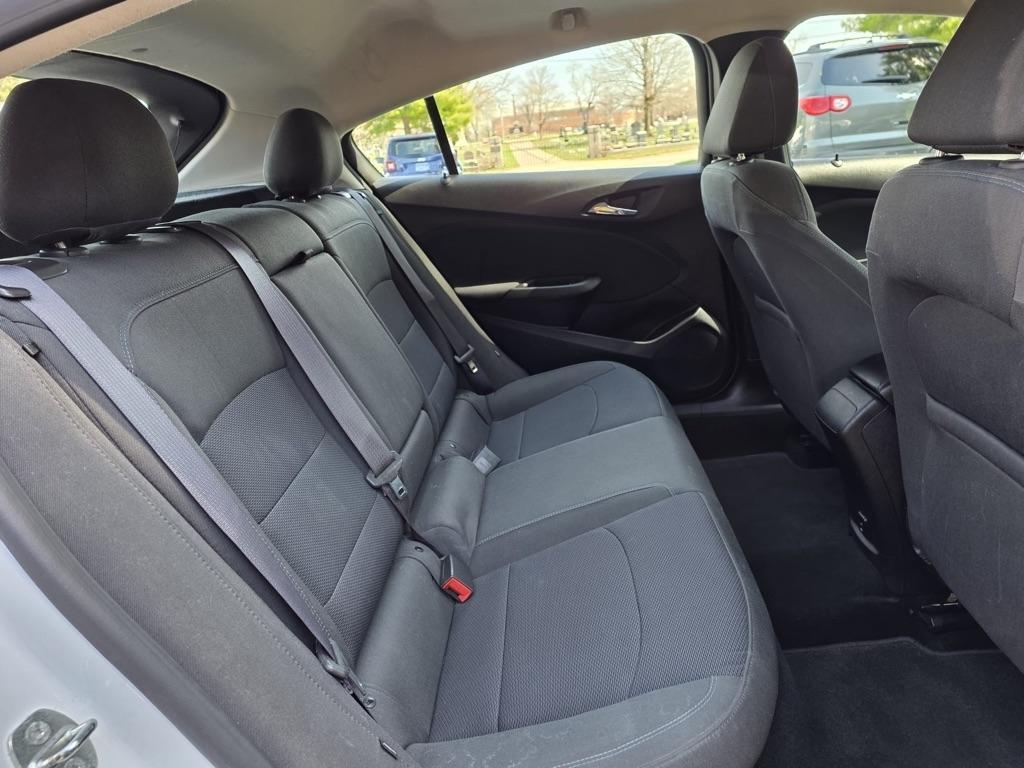 Chevrolet Cruze 4dr HB 1.4L LT w/1SD 2017