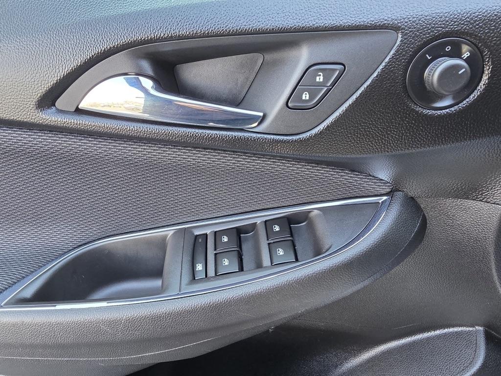 Chevrolet Cruze 4dr HB 1.4L LT w/1SD 2017