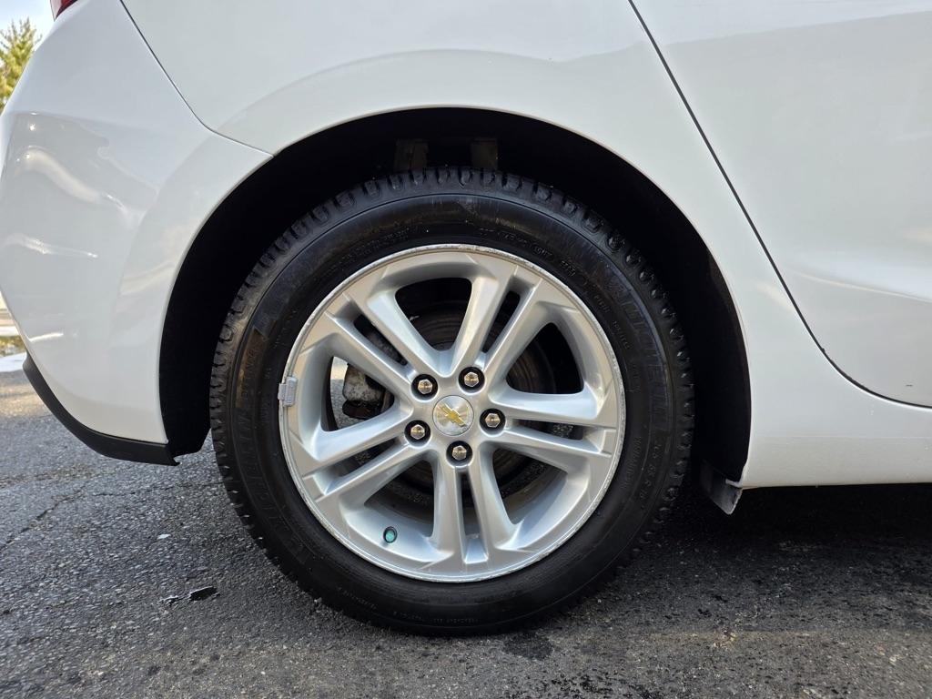 Chevrolet Cruze 4dr HB 1.4L LT w/1SD 2017