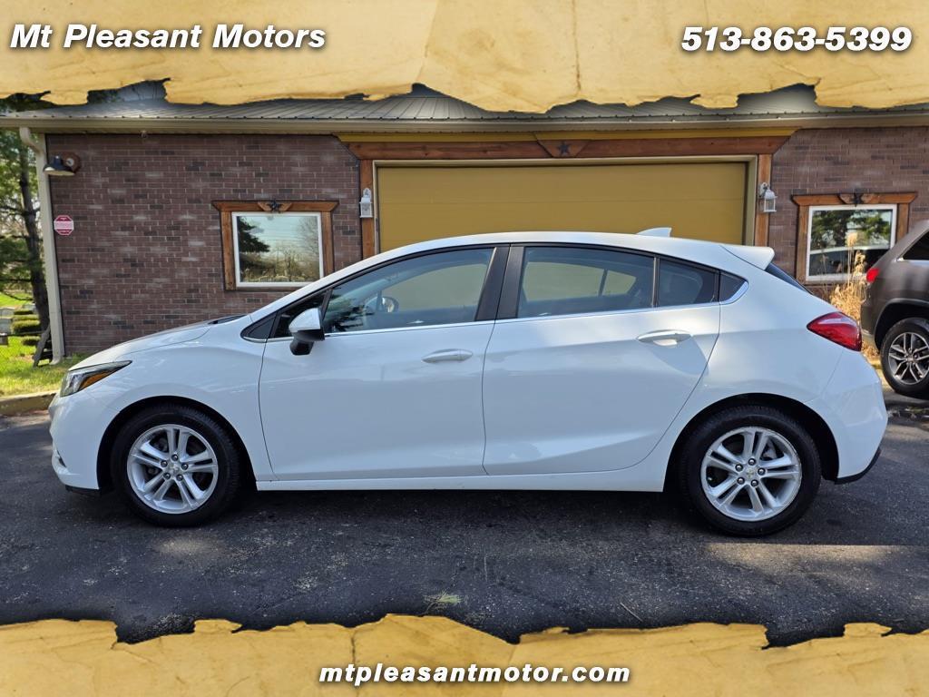 Chevrolet Cruze LT Hatchback FWD