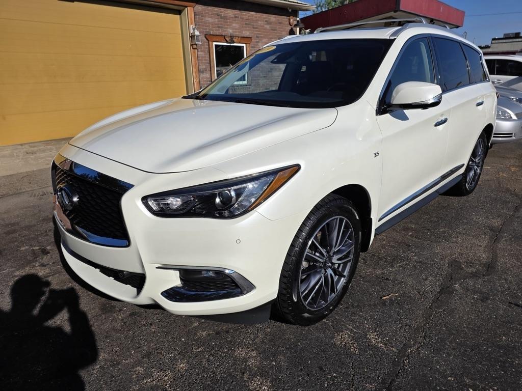 Infiniti QX60 LUXE AWD 2019