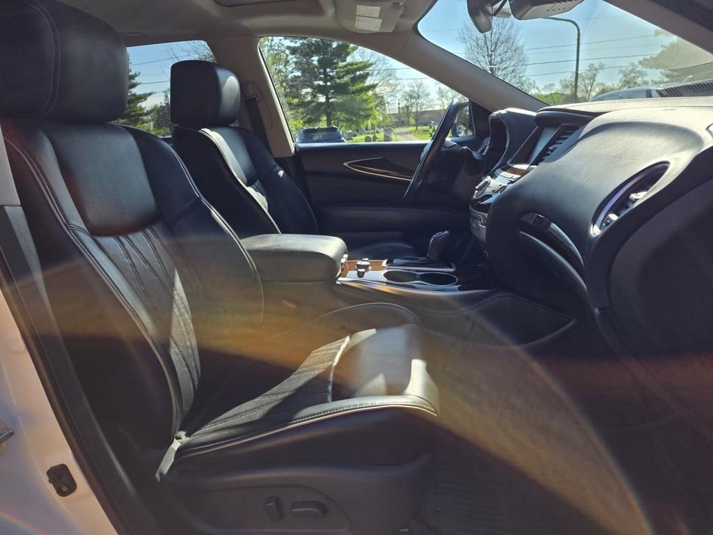 Infiniti QX60 LUXE AWD 2019