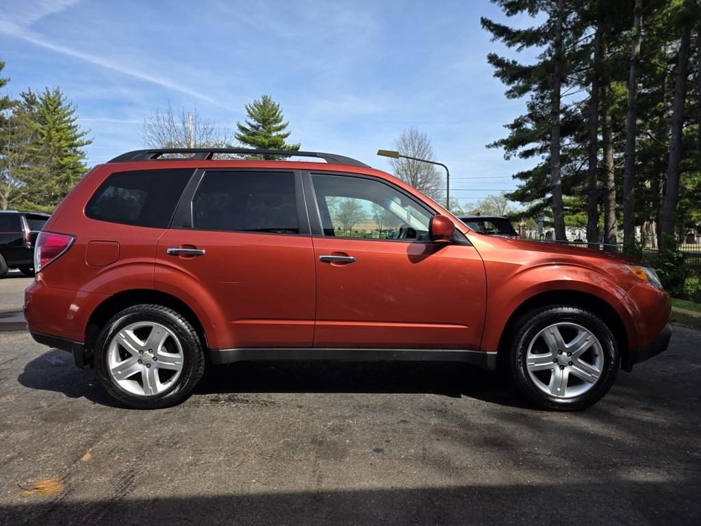 Subaru Forester 4dr Auto 2.5X Premium w/All-Weather Pkg 2010