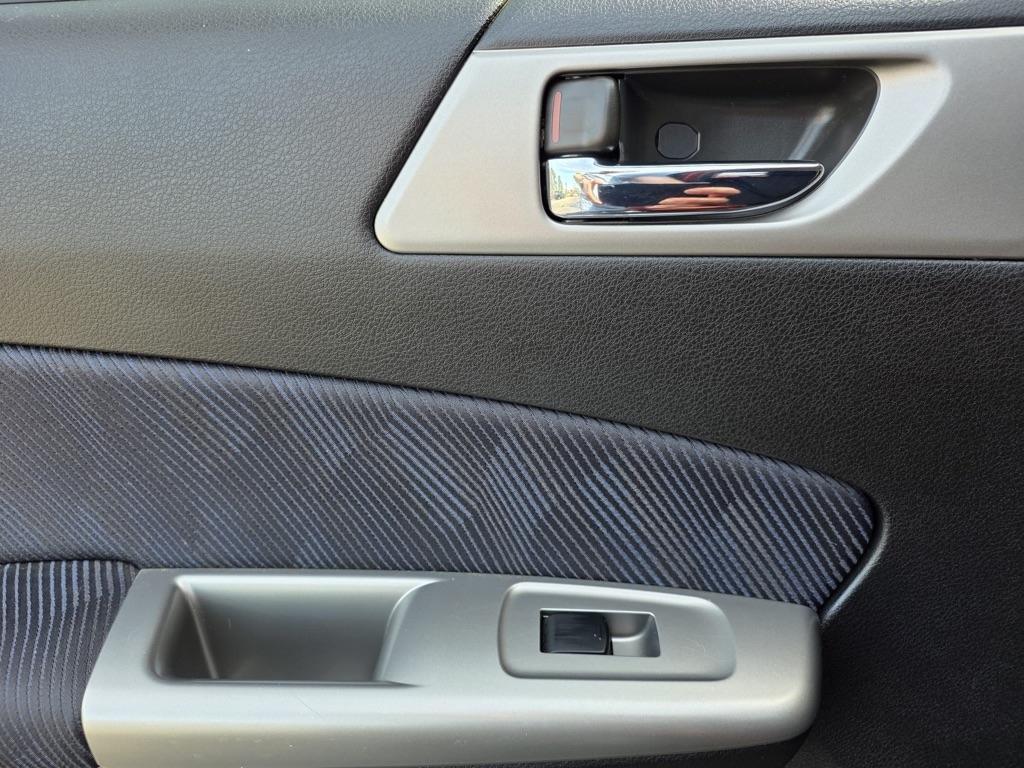 Subaru Forester 4dr Auto 2.5X Premium w/All-Weather Pkg 2010