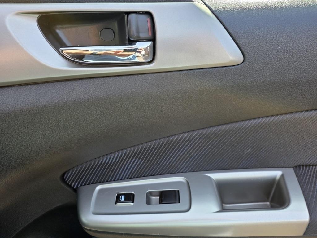 Subaru Forester 4dr Auto 2.5X Premium w/All-Weather Pkg 2010