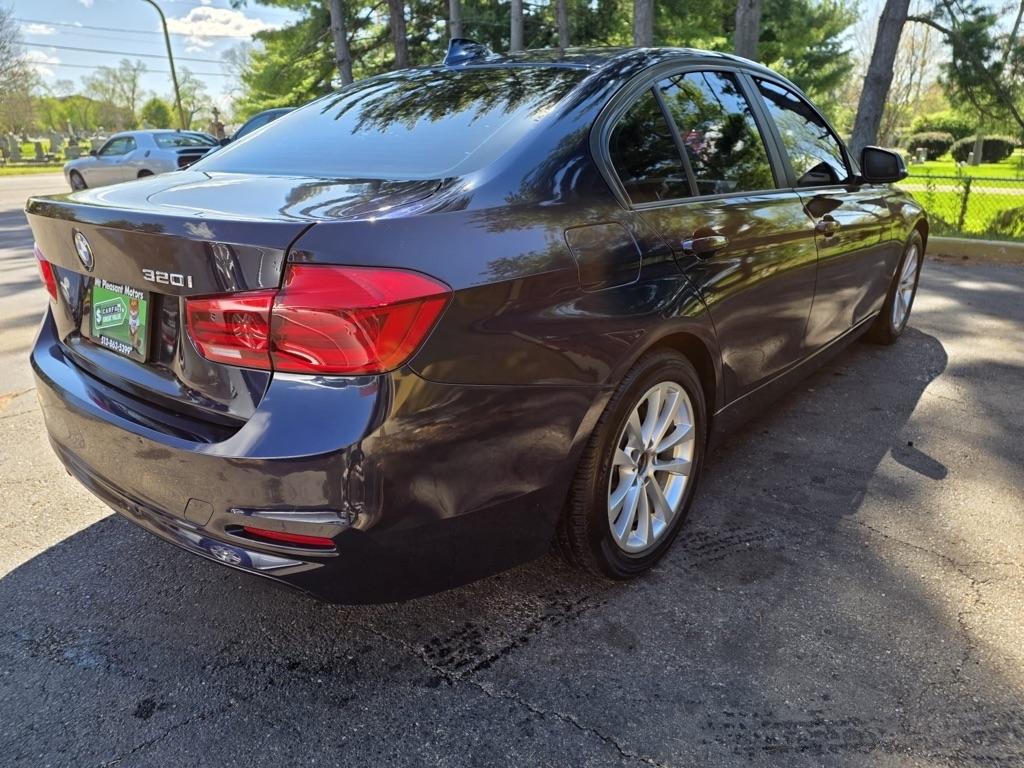 BMW 3 Series 4dr Sdn 320i RWD South Africa 2016