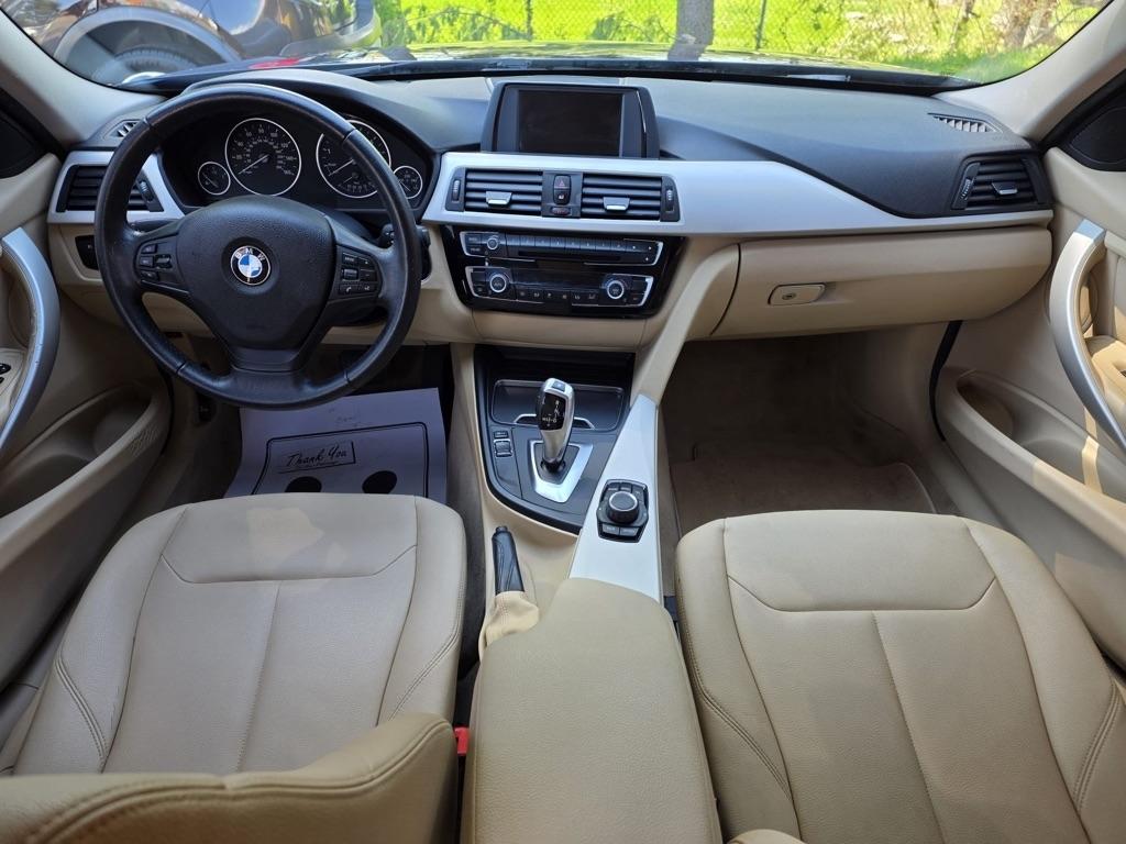 BMW 3 Series 4dr Sdn 320i RWD South Africa 2016