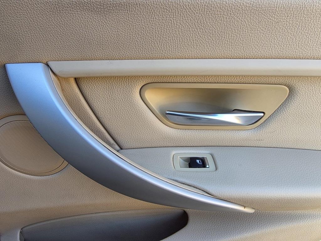 BMW 3 Series 4dr Sdn 320i RWD South Africa 2016