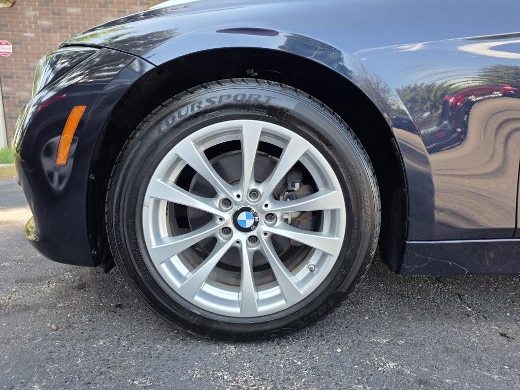 BMW 3 Series 4dr Sdn 320i RWD South Africa 2016