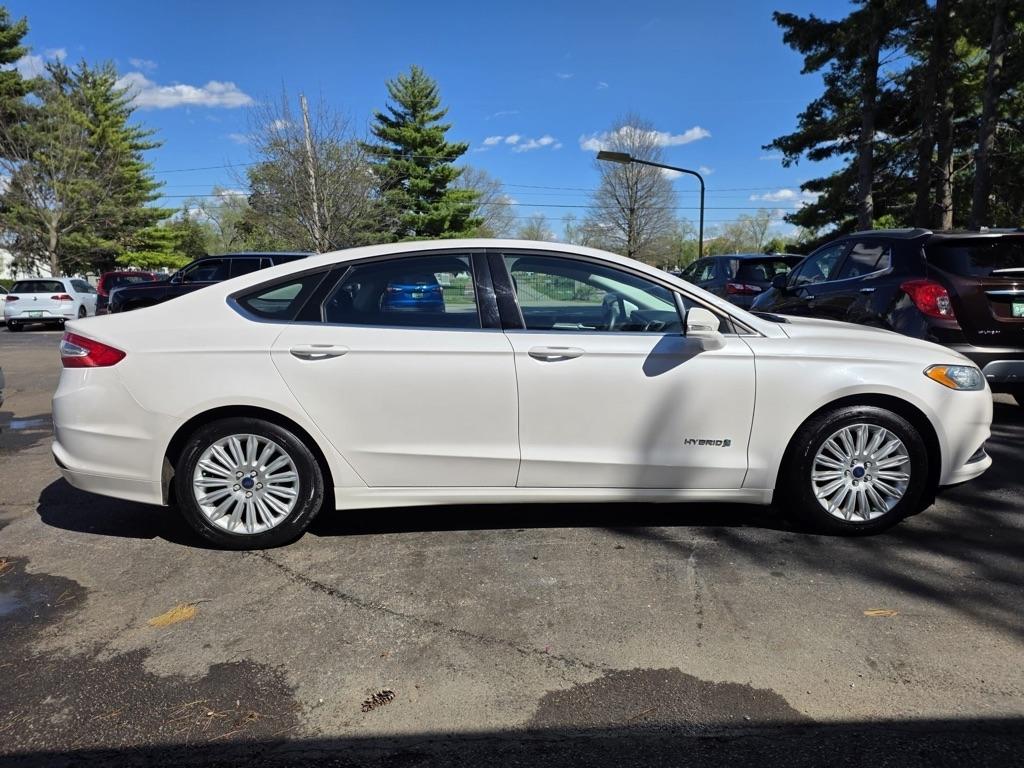 Ford Fusion 4dr Sdn SE Hybrid FWD 2016