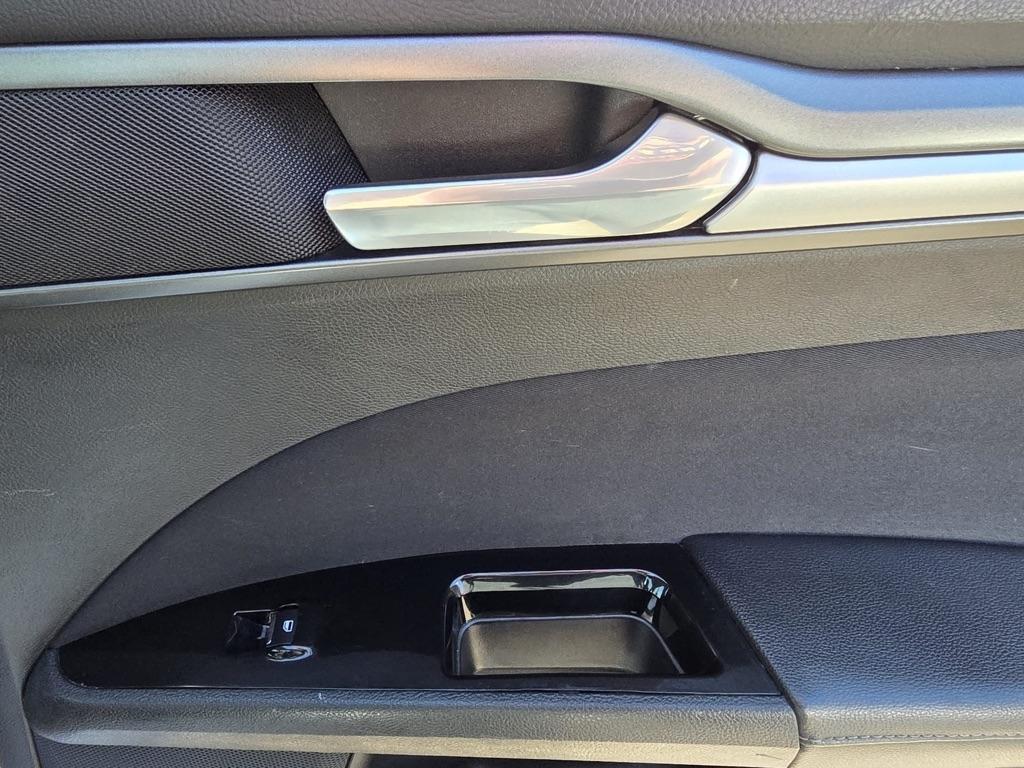 Ford Fusion 4dr Sdn SE Hybrid FWD 2016