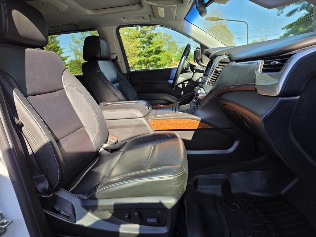 Chevrolet Suburban 4WD 4dr 1500 Premier 2019