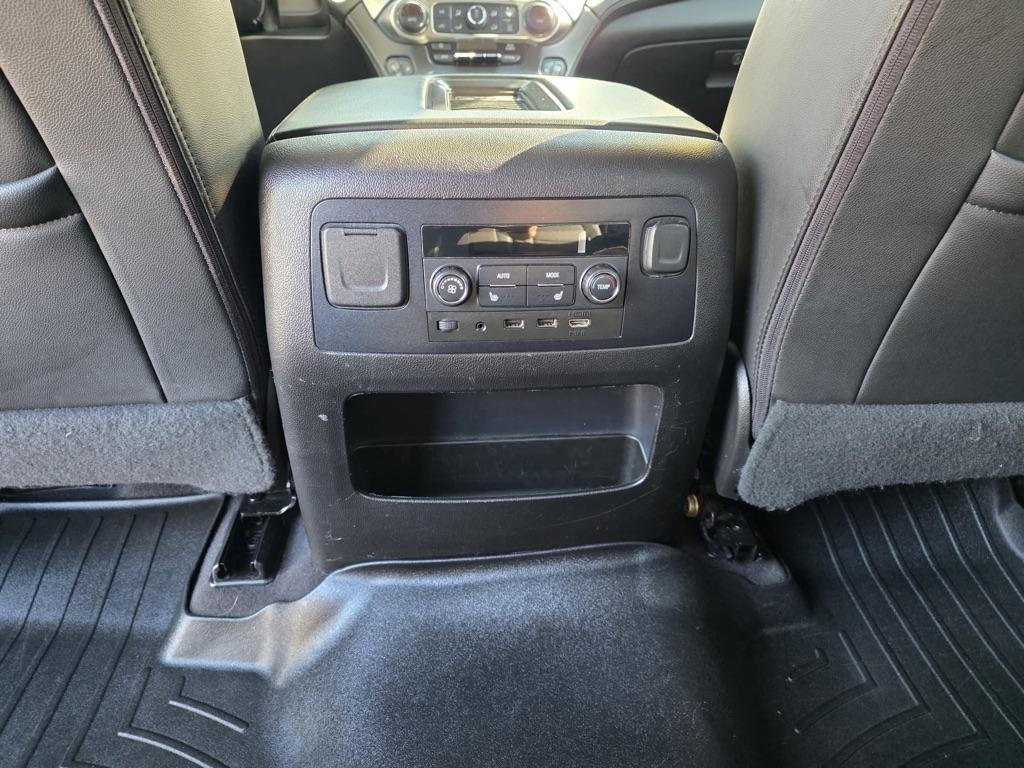 Chevrolet Suburban 4WD 4dr 1500 Premier 2019