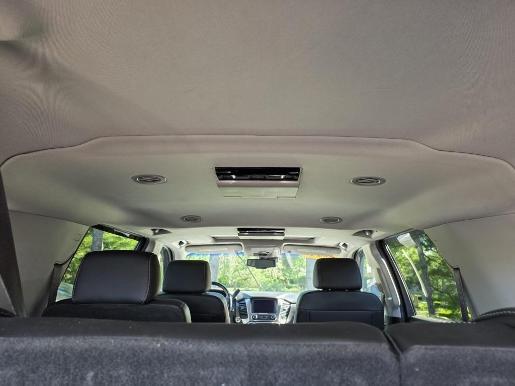 Chevrolet Suburban 4WD 4dr 1500 Premier 2019