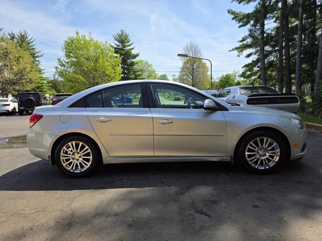 Chevrolet Cruze 4dr Sdn ECO 2012