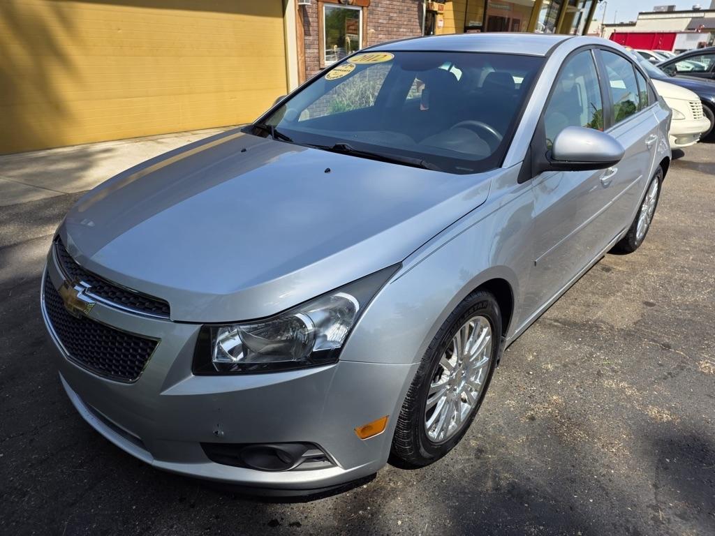 Chevrolet Cruze 4dr Sdn ECO 2012