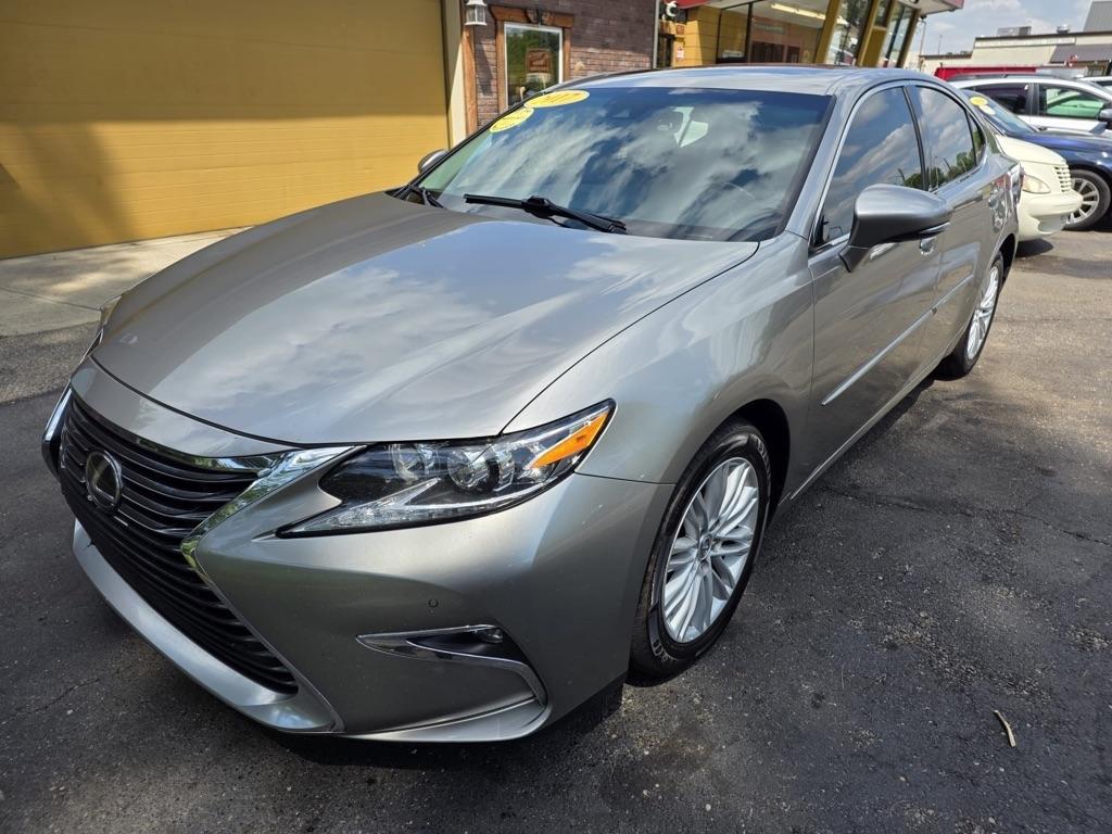 Lexus ES ES 350 FWD 2017