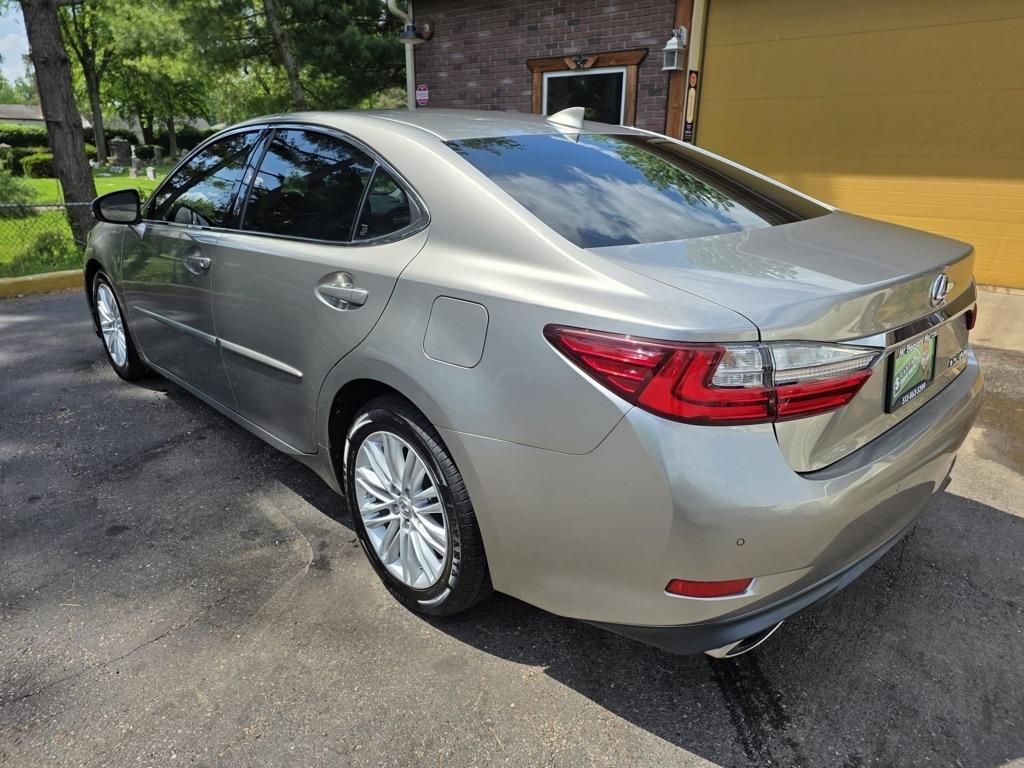 Lexus ES ES 350 FWD 2017