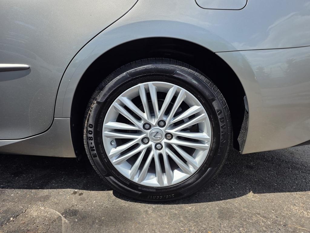 Lexus ES ES 350 FWD 2017