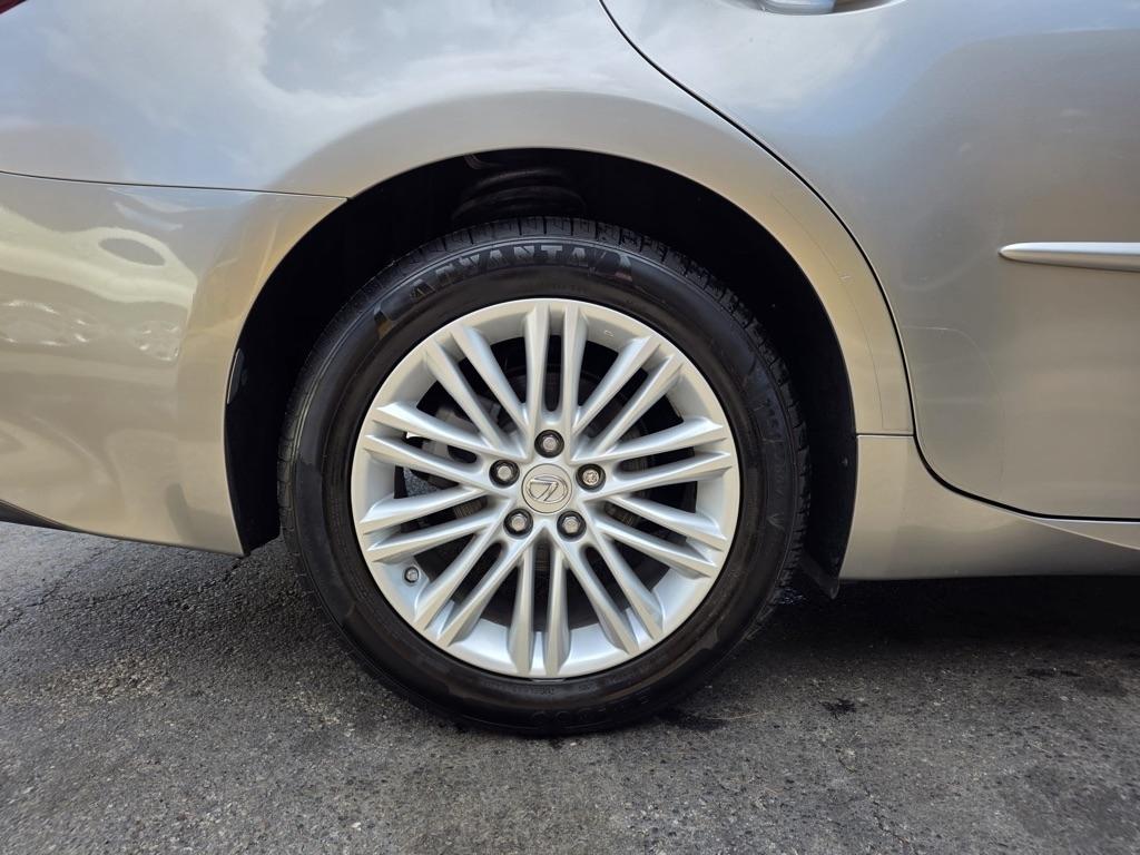 Lexus ES ES 350 FWD 2017